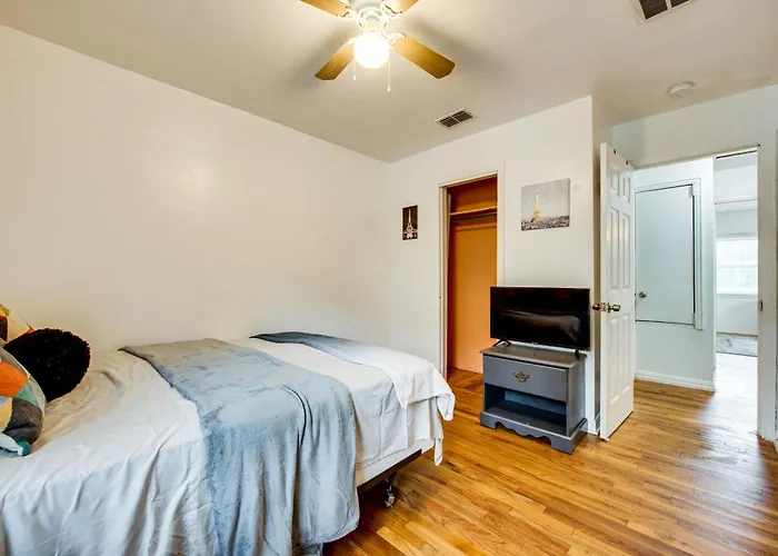 Walkable To Fsu Campus: Cozy Retreat W/ Deck! Tallahassee