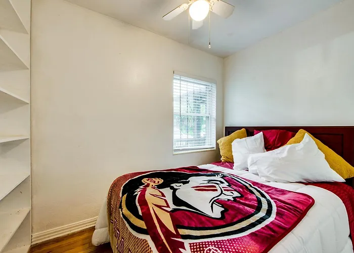 Walkable To Fsu Campus: Cozy Retreat W/ Deck! Tallahassee