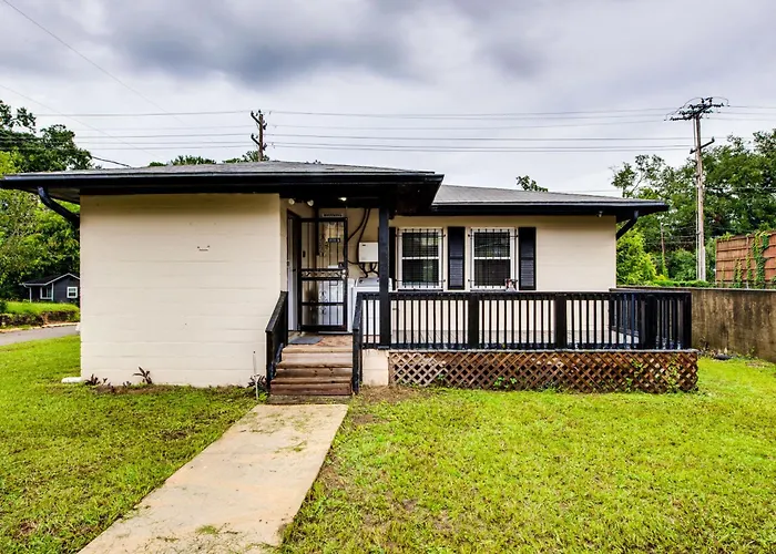 Walkable To Fsu Campus: Cozy Retreat W/ Deck! Tallahassee